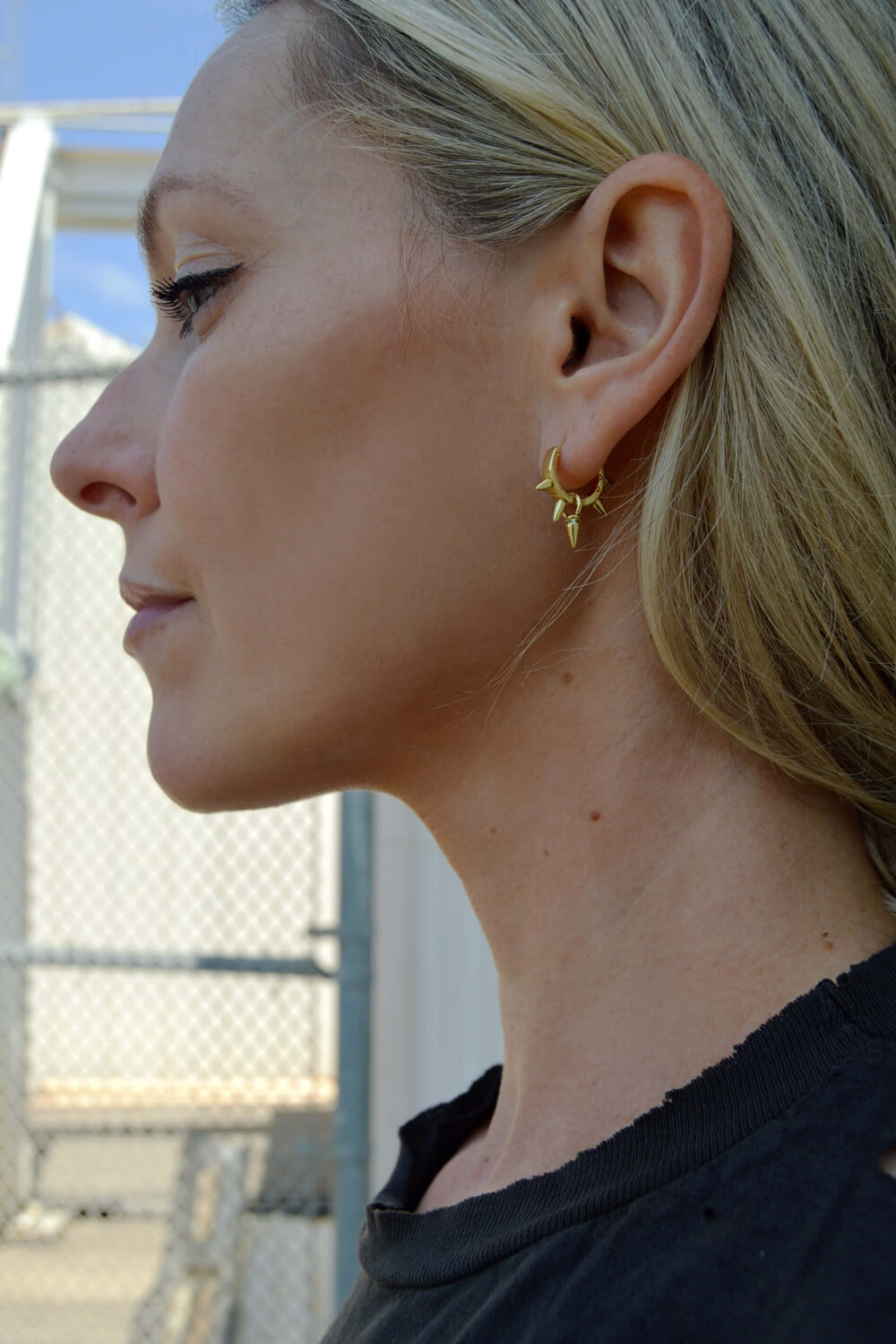 dangle spike earrings - gold