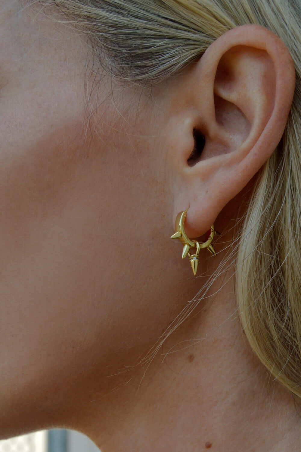 dangle spike earrings - gold