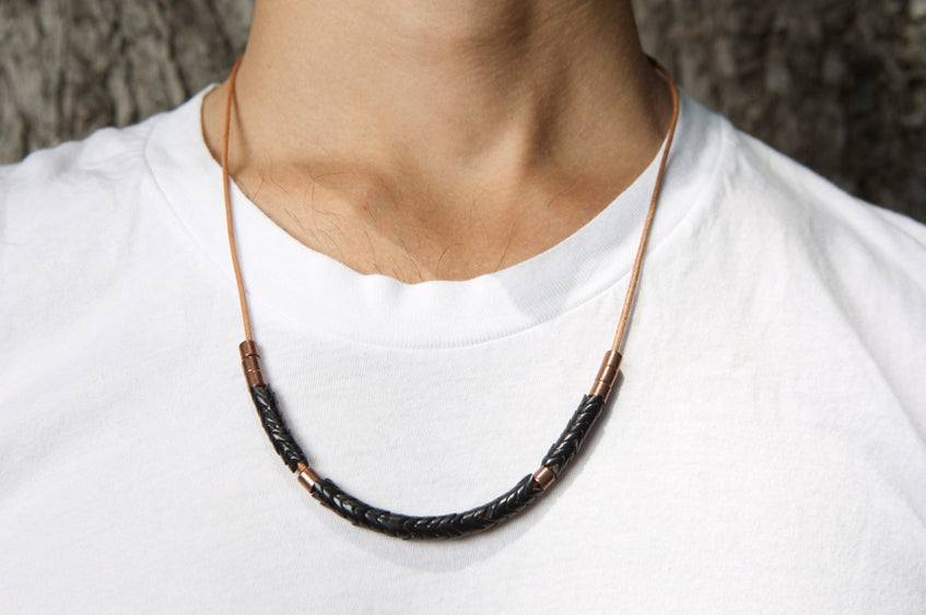 snake necklace - black