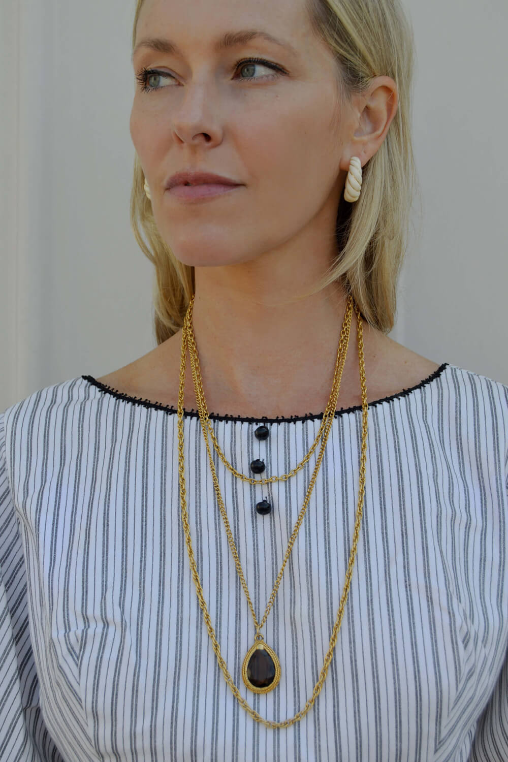 vintage multi gold chain pendant necklace - smokey quartz