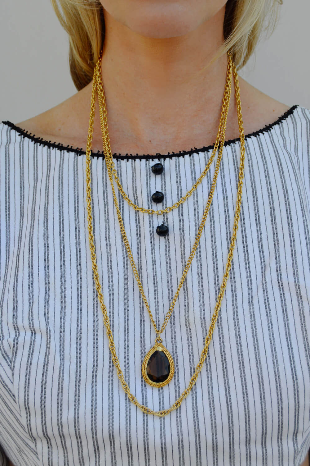 vintage multi gold chain pendant necklace - smokey quartz