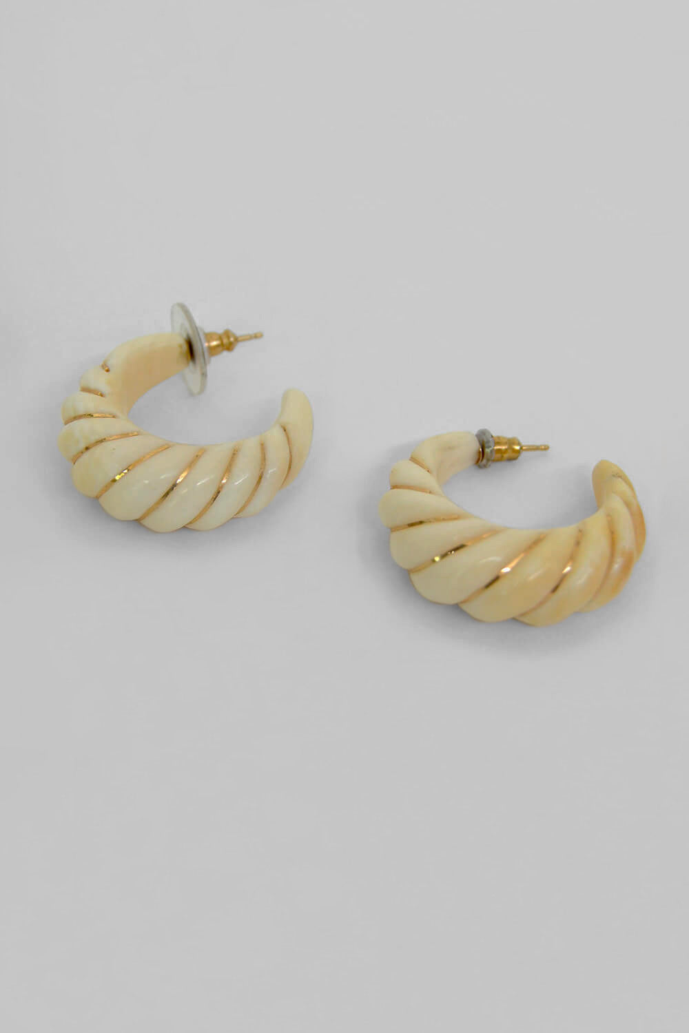 vintage twisted horn hoop earrings