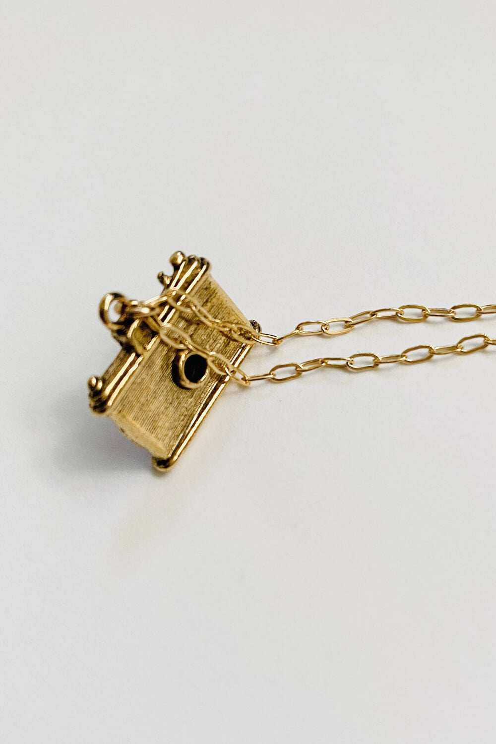 camera necklace - gold