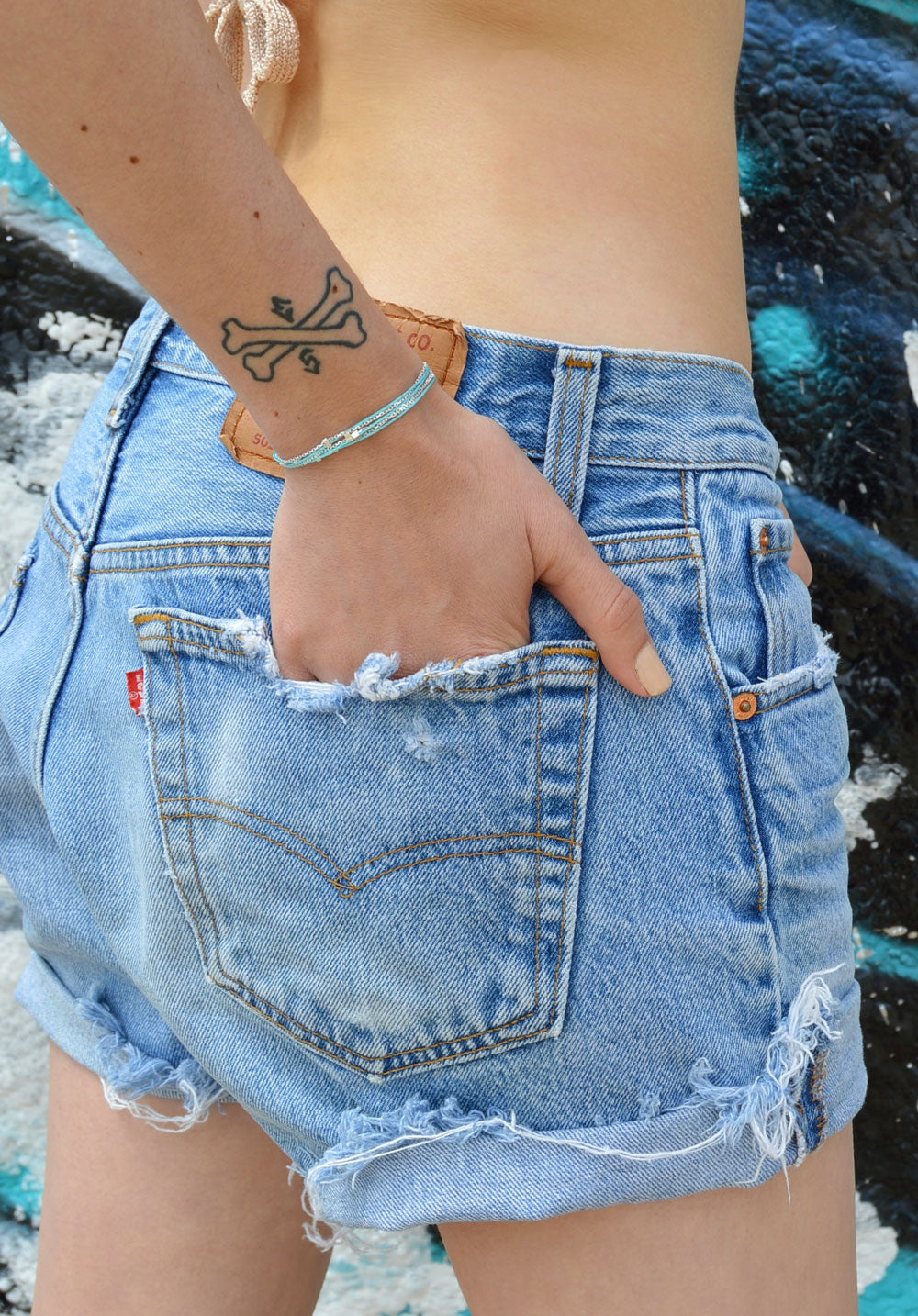 denim shorts - venice beach fade - waist size 34