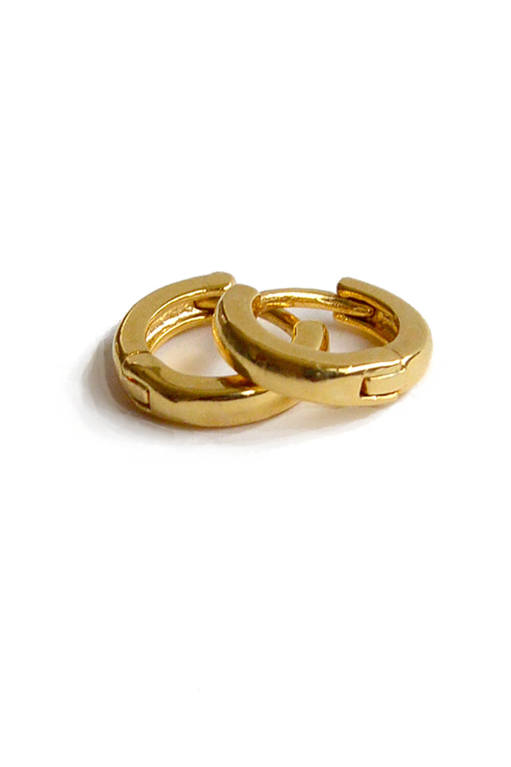 huggie hoop earrings - gold