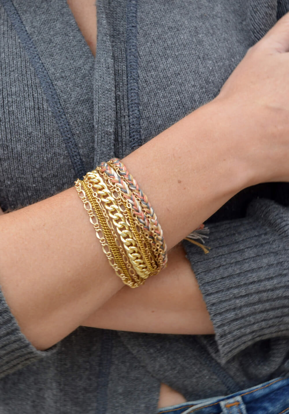 layer bracelet - gold petal dust
